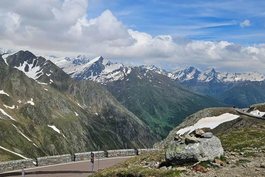 Abfahrt vom Timmelsjoch